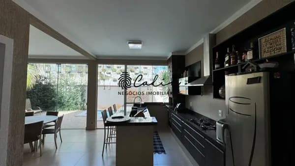 Casa localizada no condomínio Figueira Branca á venda - Ribeirão Preto/SP