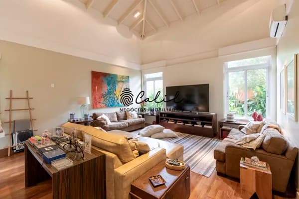 Casa à Venda no Condomínio Colina Verde, com 807,30m² - Ribeirão Preto/SP