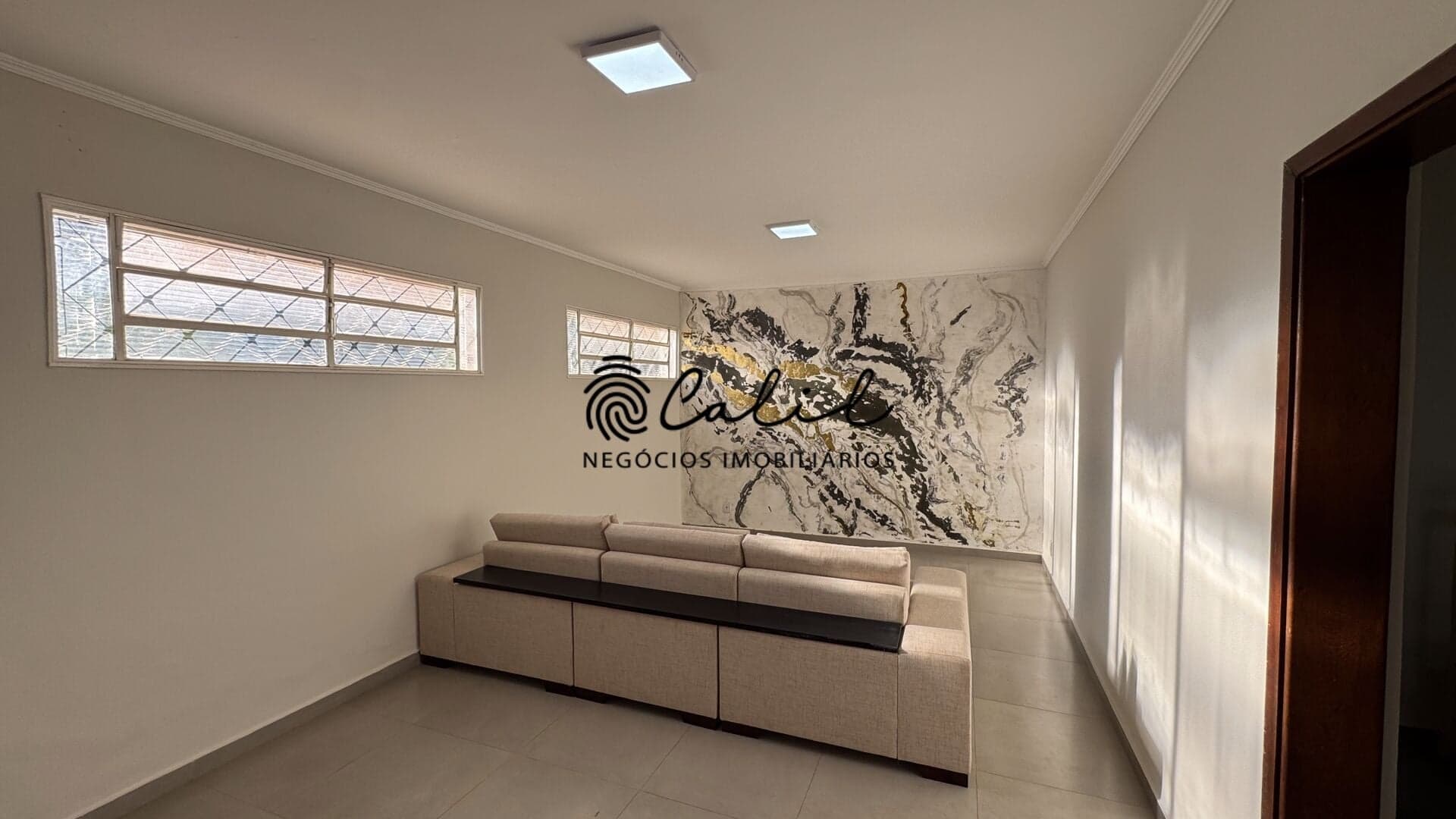 Casa Térrea à Venda | 3 Dormitórios com Suíte | Próxima à USP e Av. do Café