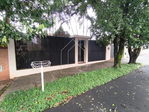 Casa Padrão em Nova Matão, Matão/SP