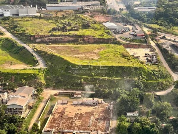 Área Industrial e Logística à Venda na Rodovia Castelo Branco Km 53 – Araçariguama/SP | 22.800 m²