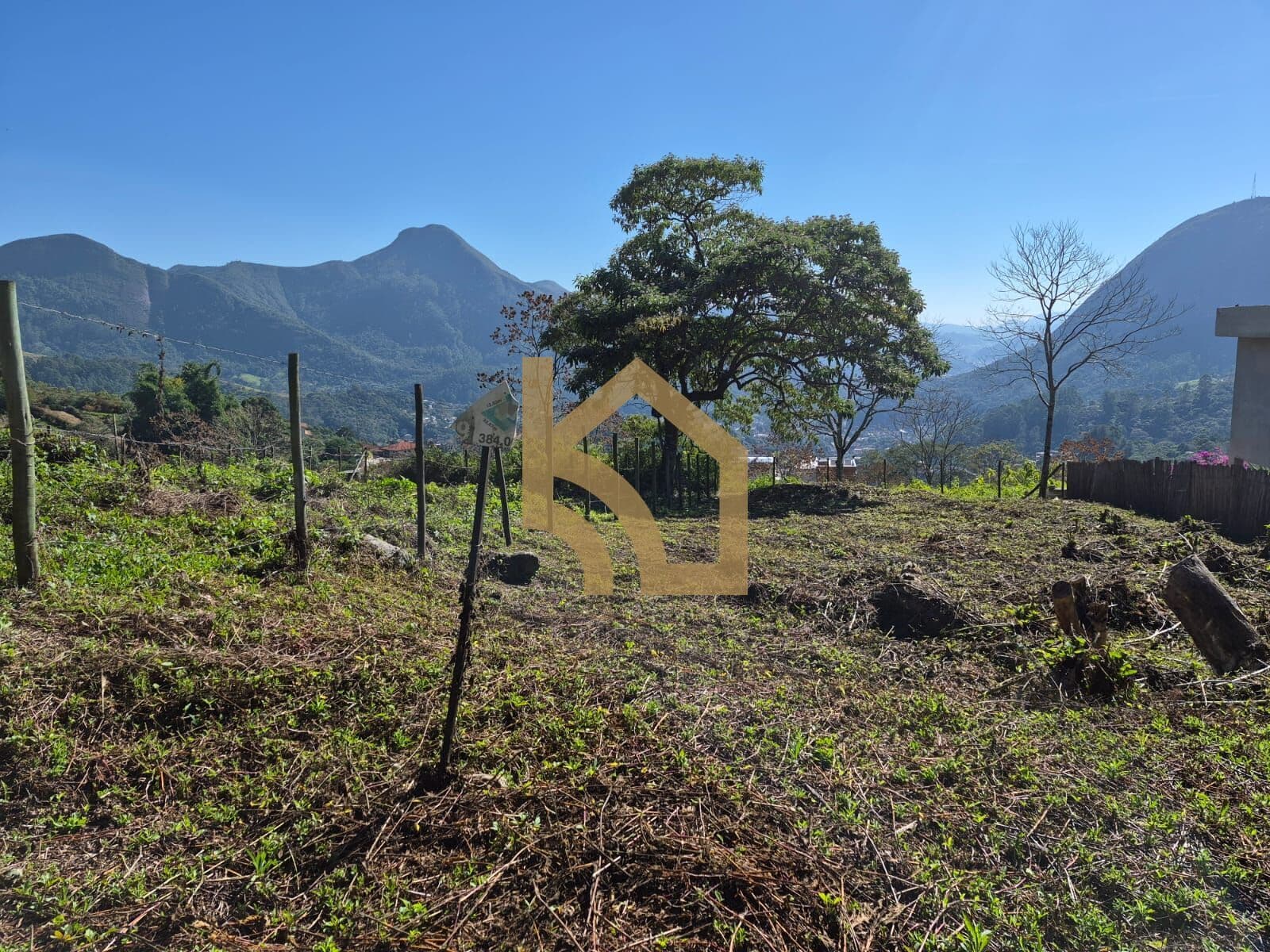 Lote á venda no Cascatinha