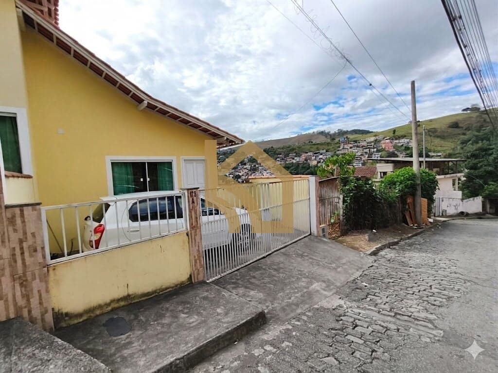 VENDA CASA NO JARDIM OURO PRETO COM QUINTAL - ACEITA FINANCIAMENTO