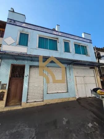 Sobrado em Nova Friburgo - Olaria