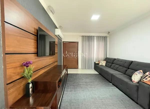 Casa Térrea em Condomínio Fechado