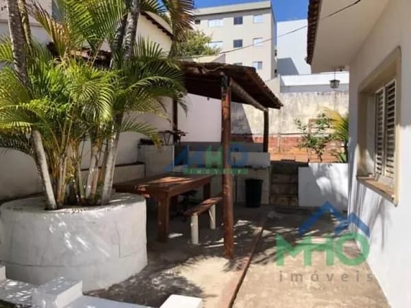 Casa em São Carlos - Jardim Lutfalla