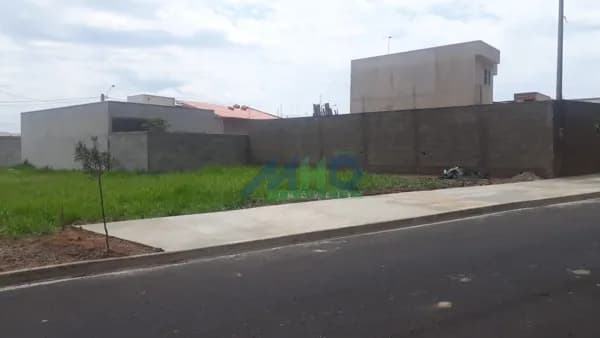 Lote/Terreno em São Carlos - Parque dos Flamboyant