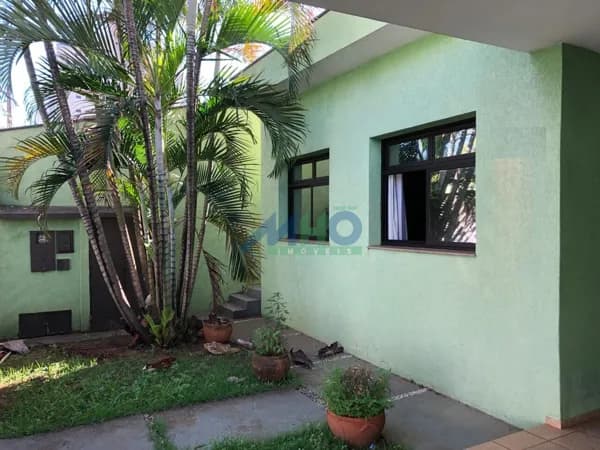 Casa em São Carlos - Centro