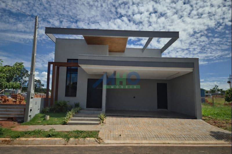 Casa de Condomínio em São Carlos - Residencial Samambaia