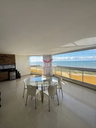 Apartamento Frente Mar na Praia de Itaparica com 4 Quartos sendo 1 Suíte