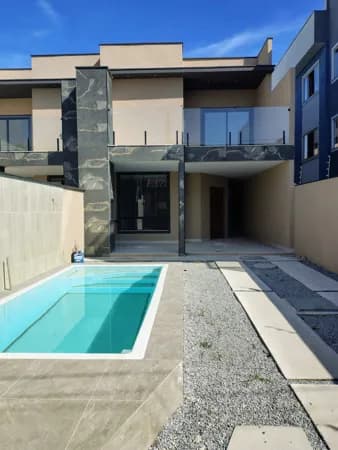 Sobrado em Rio das Ostras - Recreio