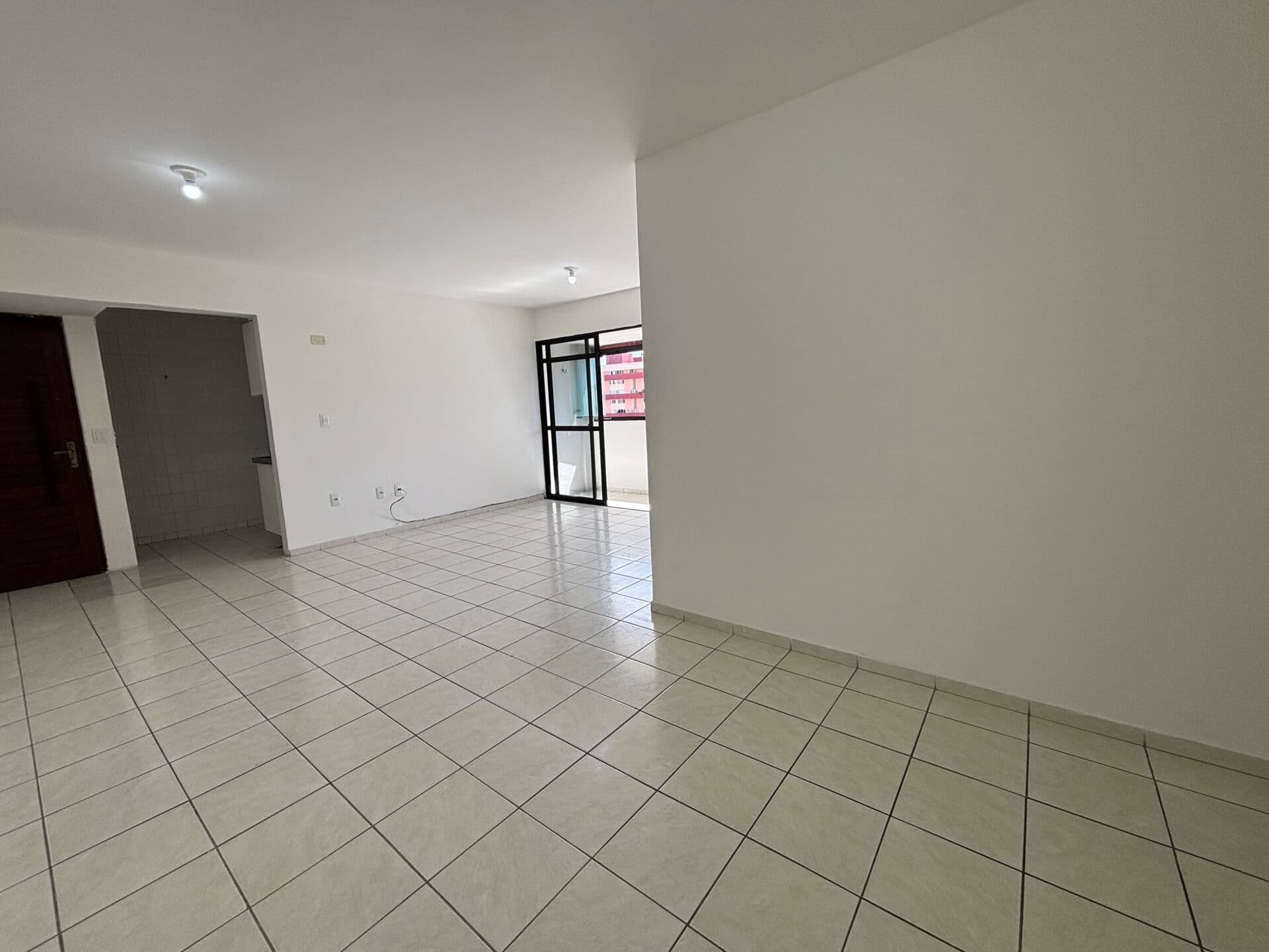 Apartamento Padrão à venda 106 metros 03 quartos R$ 650.000,00 Bairro Cabo Branco - João Pessoa- PB