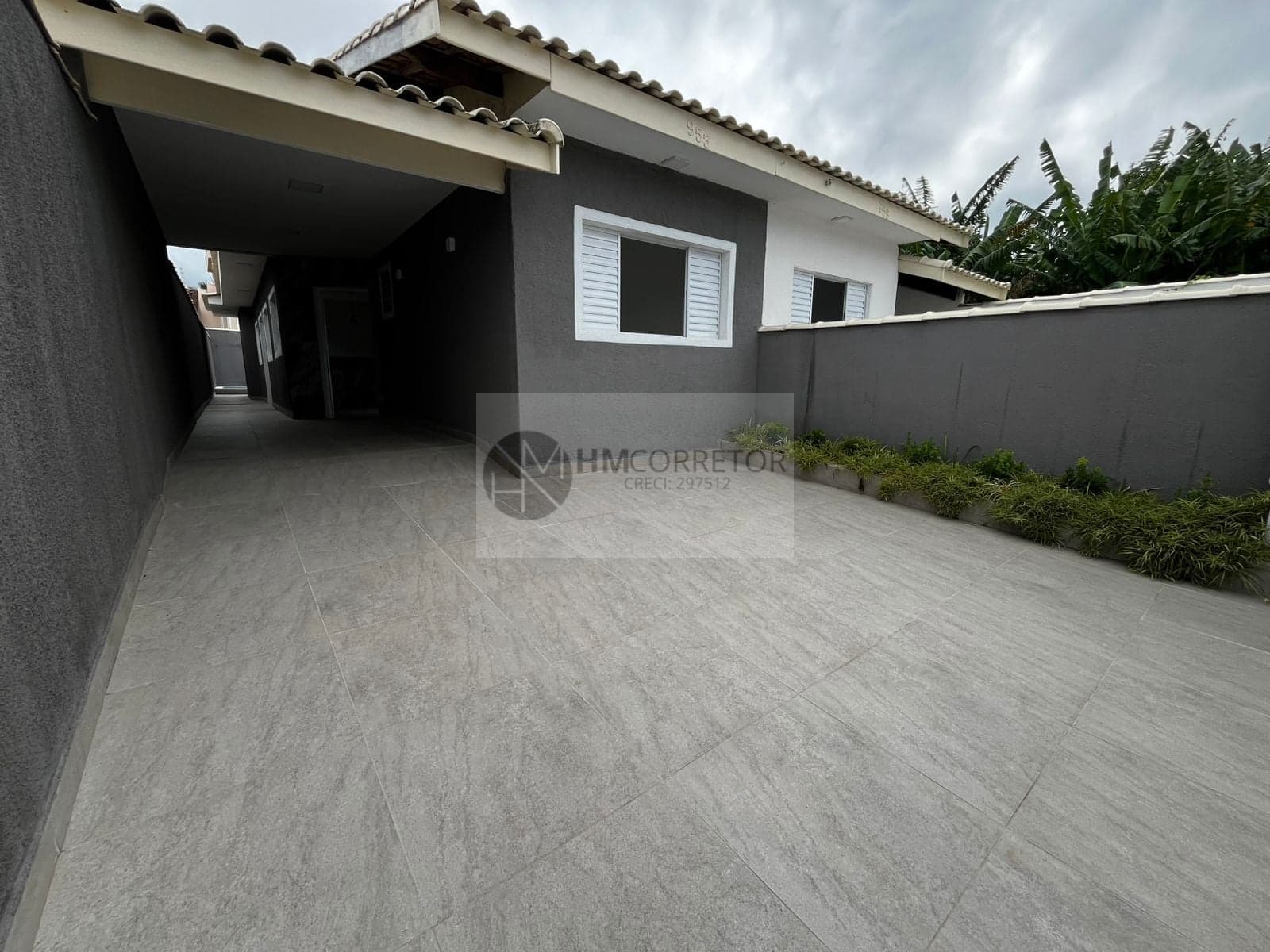 Casa com piscina em Balneário Stella Maris, Peruíbe/SP