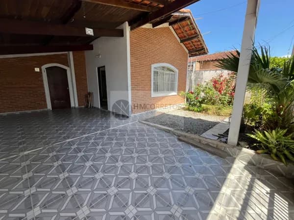 Casa perto da praia em Balneário Stella Maris, Peruíbe/SP