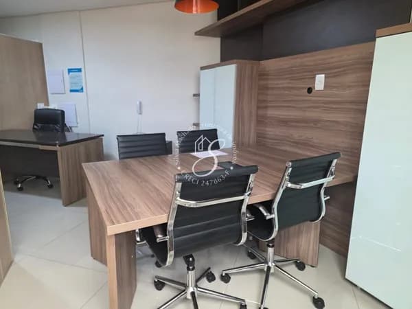 Sala comercial à venda Golden Office