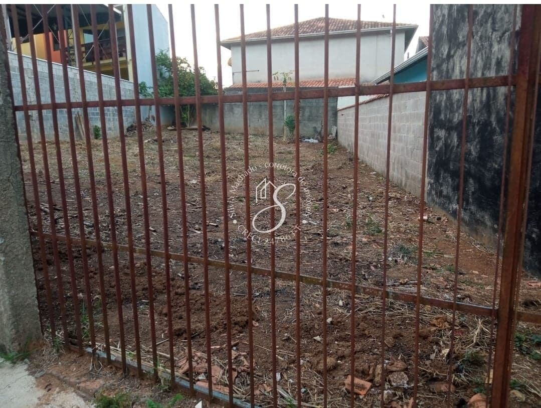 Terreno à venda em Corrupira