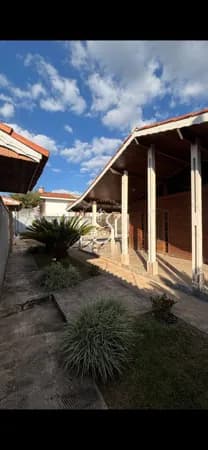 Casa de Madeira em Parque São Luiz - Jundiaí / SP