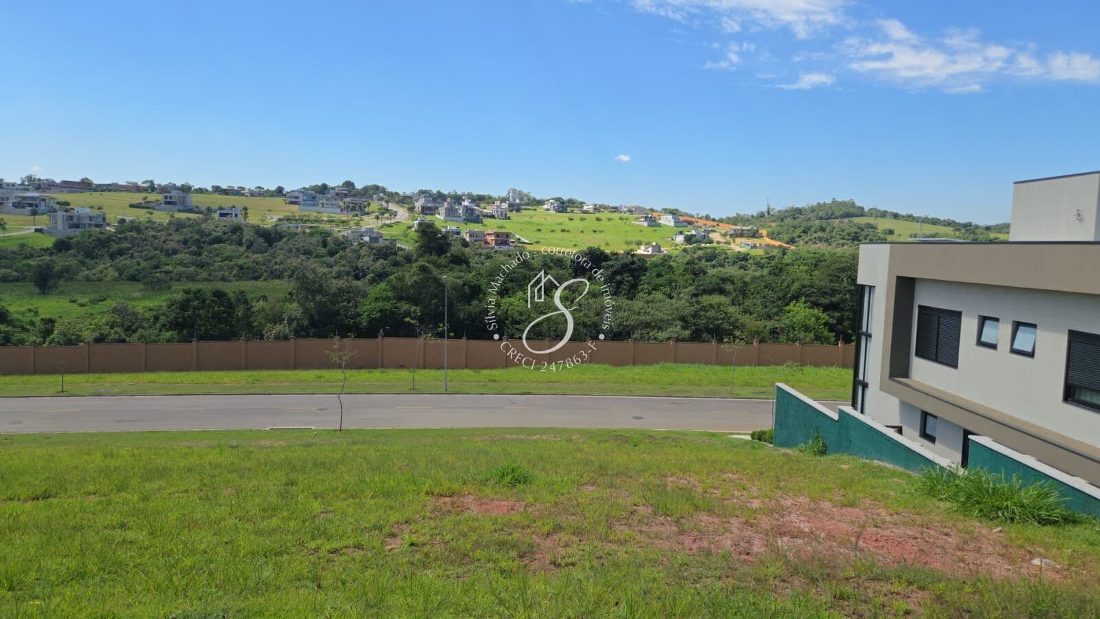 Terreno à venda Condomínio Alphaville II - Jundiaí