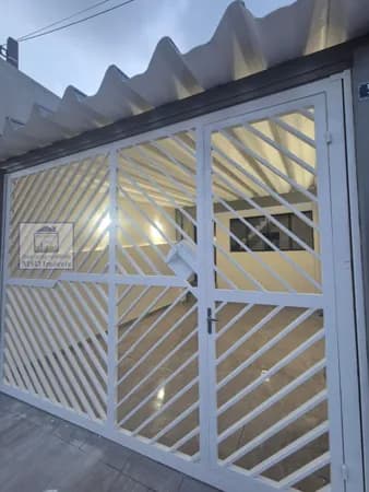 Lindo sobrado á venda na região do Macedo em Guarulhos.