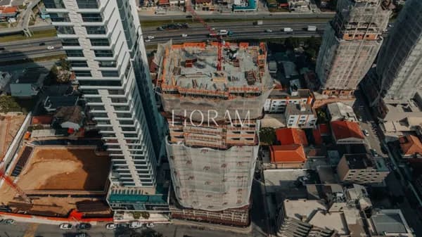 Oportunidade de apartamento com 4 dormitórios, ao lado da Praça da Paz, Itapema, SC