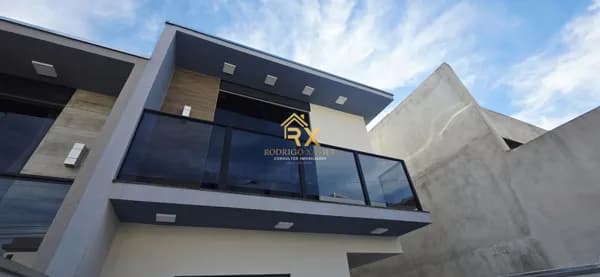 🏡 Casa Triplex à Venda no Residencial Morumbi