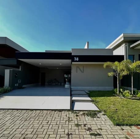 Casa à venda no Alphaville 4, com 03 suítes e escritório