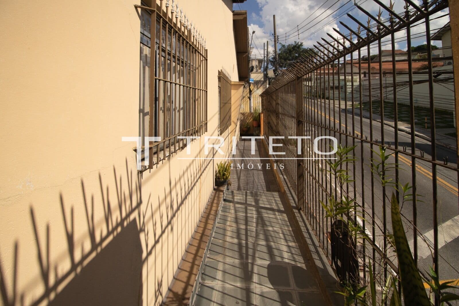 Casa à Venda no Jardim Tremembé – 3 Dormitórios | 2 Vagas | R$ 650.000