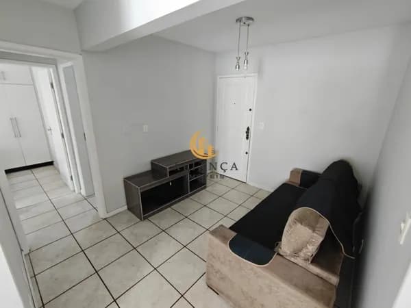 Apartamento em Floresta, São José/SC
