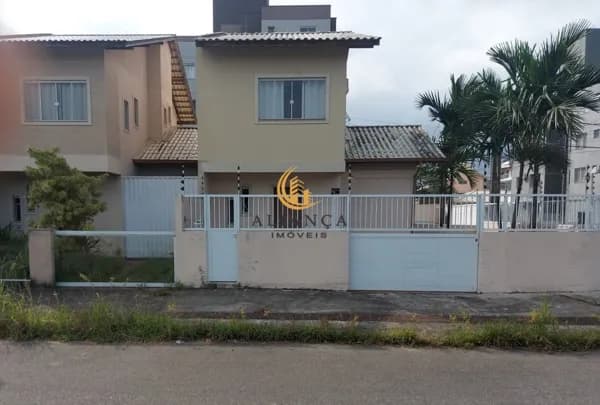 Sobrado em Nova Palhoça, Palhoça/SC