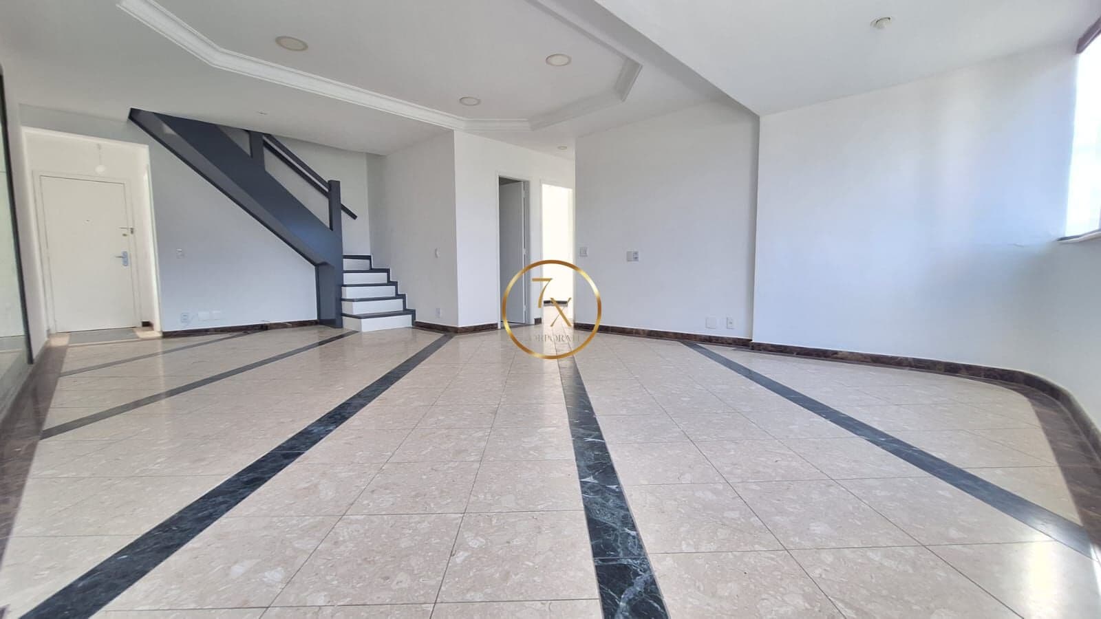 Cobertura Duplex no Barra Bali Light — Seu Refúgio de Luxo com Vista, Piscina e Hidromassagem Privativas