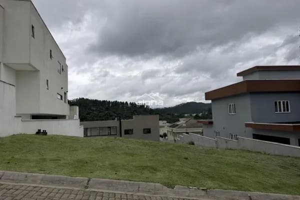 Lote/Terreno em Santana de Parnaíba - Tamboré