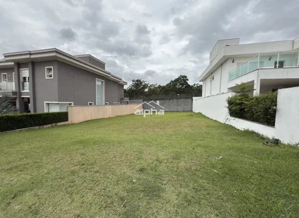 Lote/Terreno em Santana de Parnaíba - Tamboré