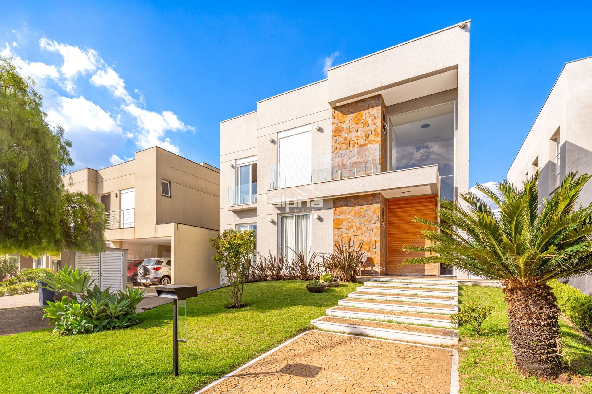 Villa Solaia - essa casa é fantástica, e fica no centro de Alphaville!