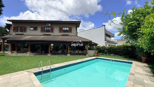 Casa de Condomínio em Barueri - Alphaville