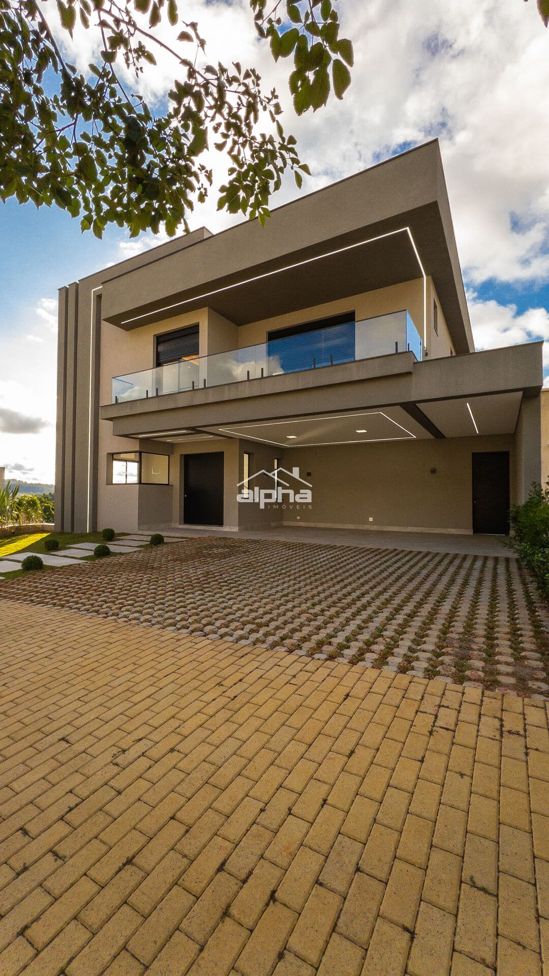 Casa de Condomínio em Santana de Parnaíba - Alphaville