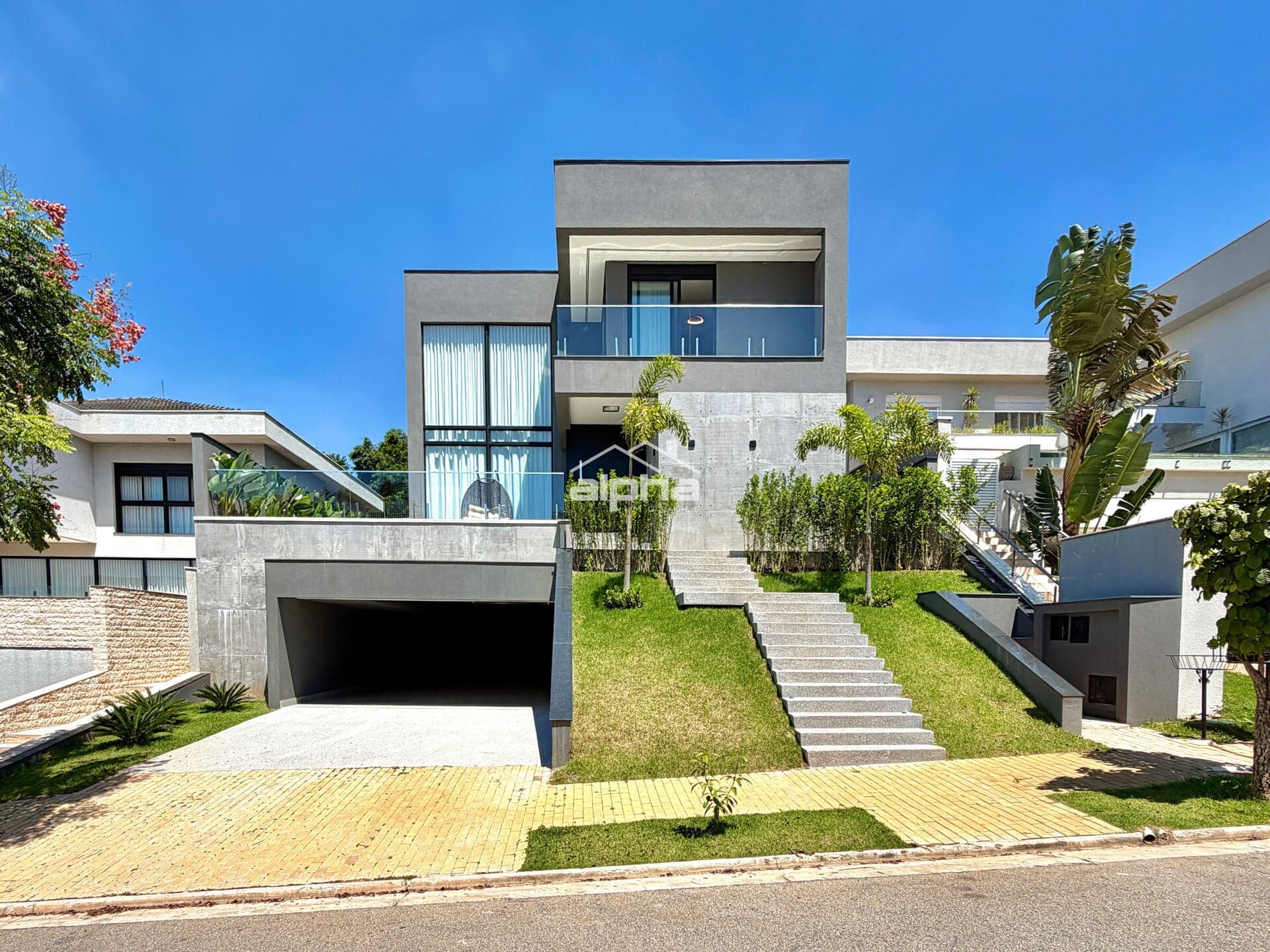 Burle Marx - mobiliada e decorada, pronta para morar!