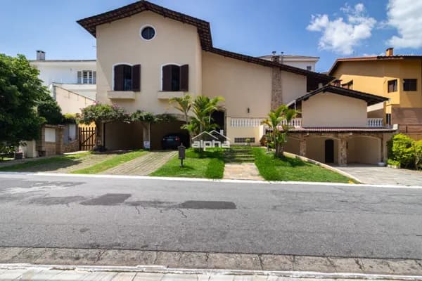 Casa de Condomínio em Santana de Parnaíba - Residencial Quatro (Alphaville)