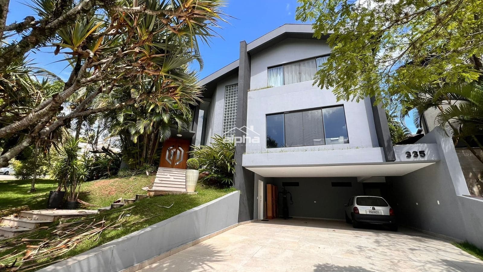 Casa de Condomínio em Santana de Parnaíba - Alphaville