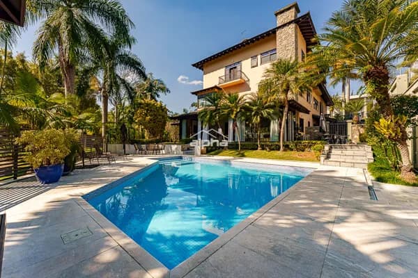 Casa de Condomínio em Santana de Parnaíba - Tamboré