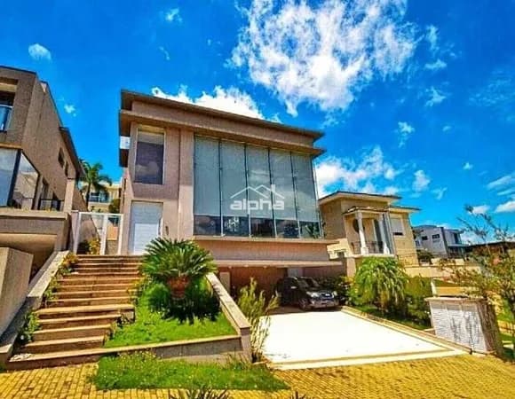 Casa de Condomínio em Santana de Parnaíba - Alphaville