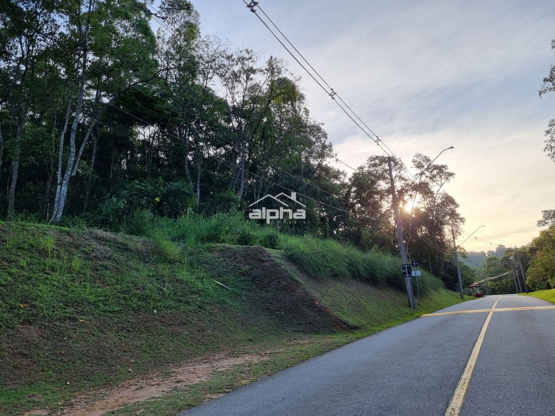 Lote/Terreno em Araçariguama - Centro