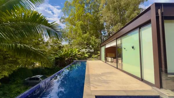 Casa de Condomínio em Barueri - Tamboré