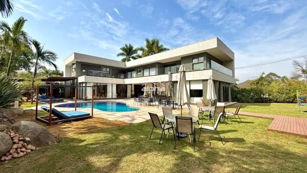 Tamboré 1 - maravilhosa casa de esquina, totalmente mobiliada e decorada!