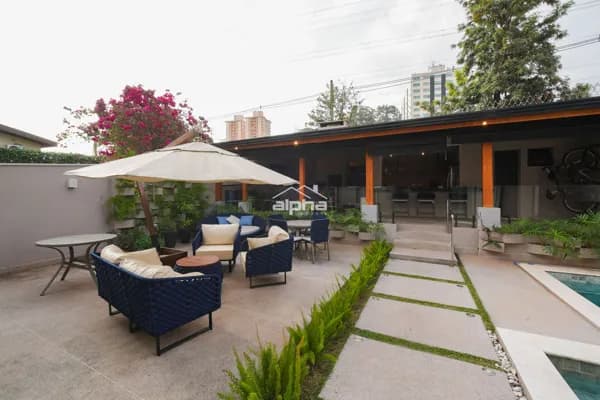 Casa de Condomínio em Santana de Parnaíba - Alphaville
