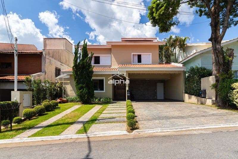 Casa de Condomínio em Santana de Parnaíba - Alphaville