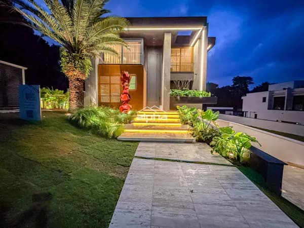 Casa de Condomínio em Santana de Parnaíba - Tamboré