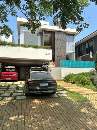 Casa de Condomínio em Santana de Parnaíba - Alphaville