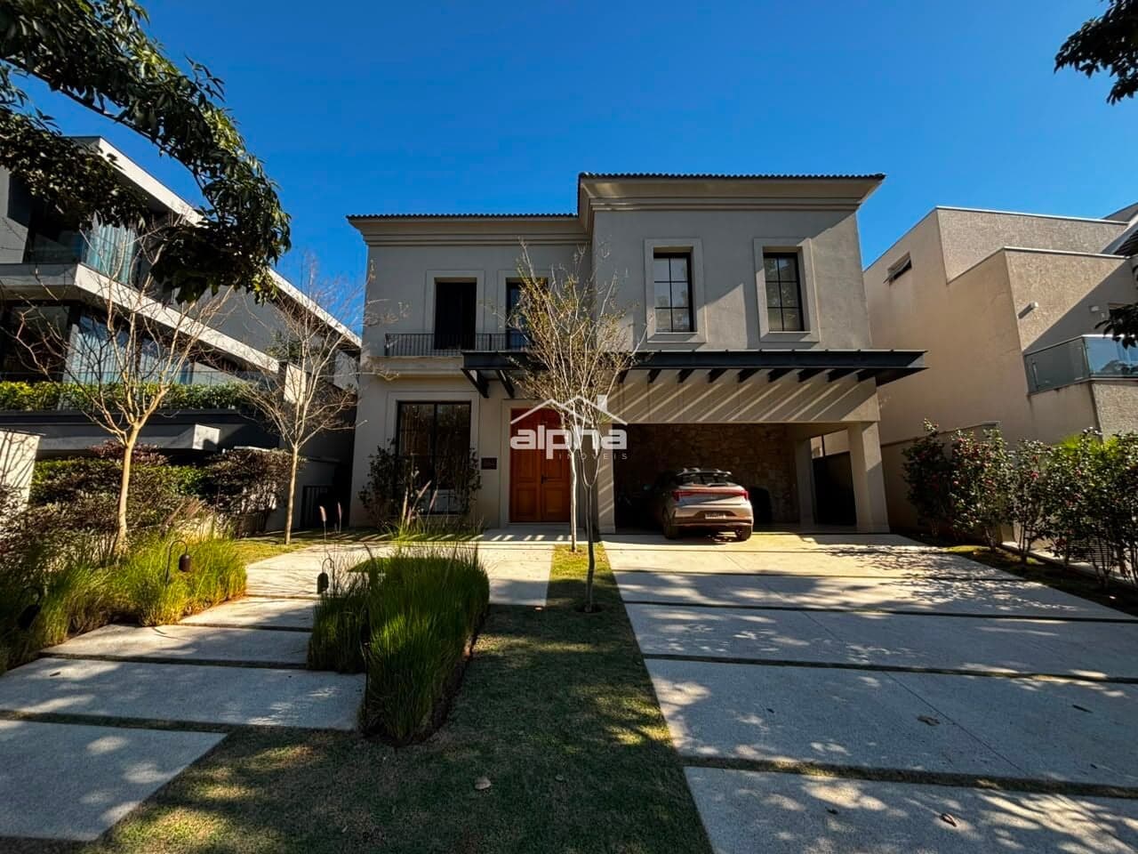 Casa em Condomínio - TAMBORÉ 11