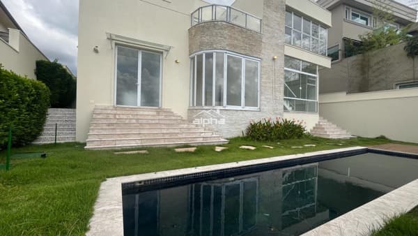 Casa de Condomínio em Santana de Parnaíba - Tamboré