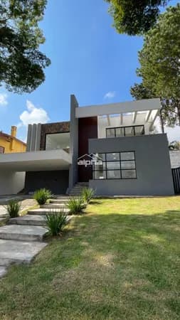 Casa de Condomínio em Santana de Parnaíba - Alphaville